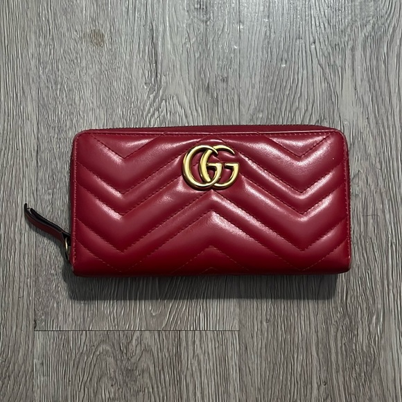 Calfskin Matelasse GG Marmont Zip Around Wallet-Red - Picture 1 of 7